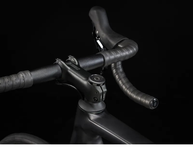 Trek Emonda ALR 5 in Trek Black-6